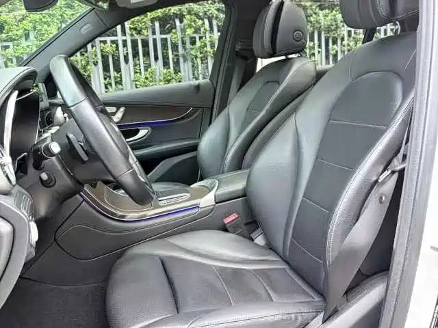 Mercedes-Benz GLC — миниатюра 8