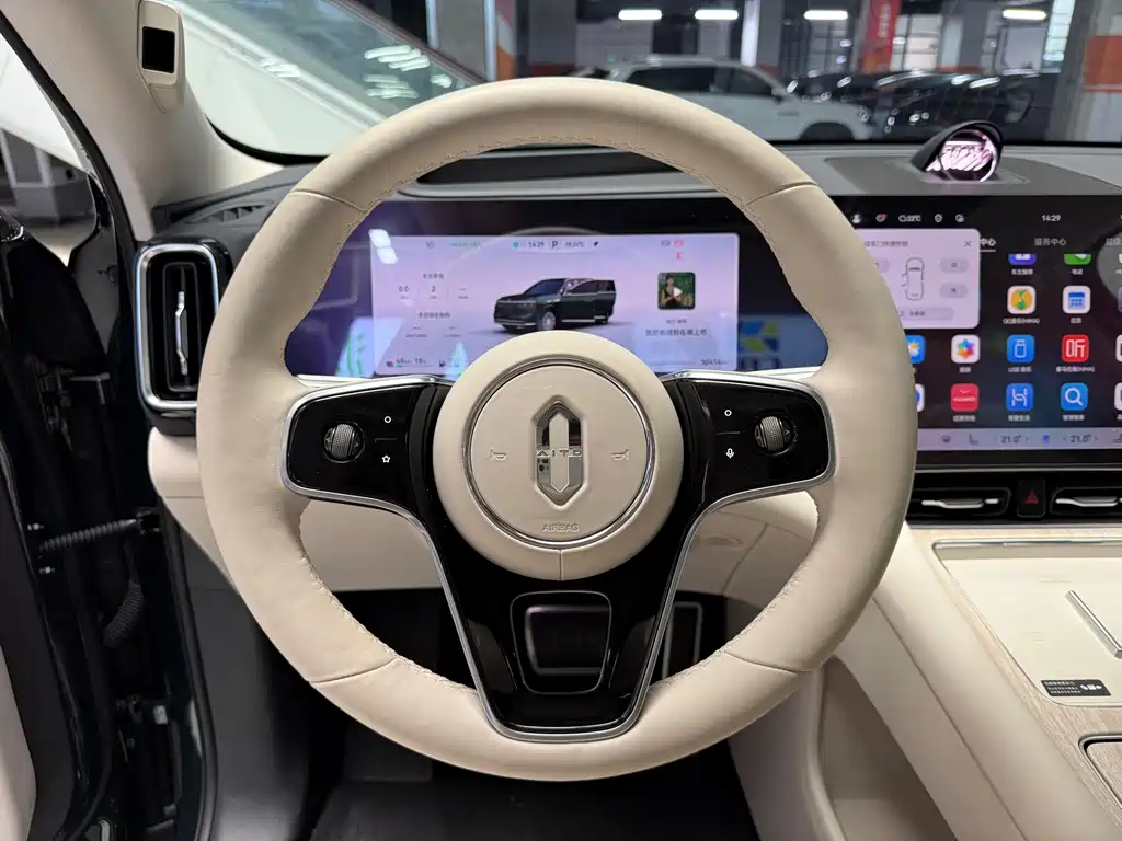 AITO AITO M8 — миниатюра 13