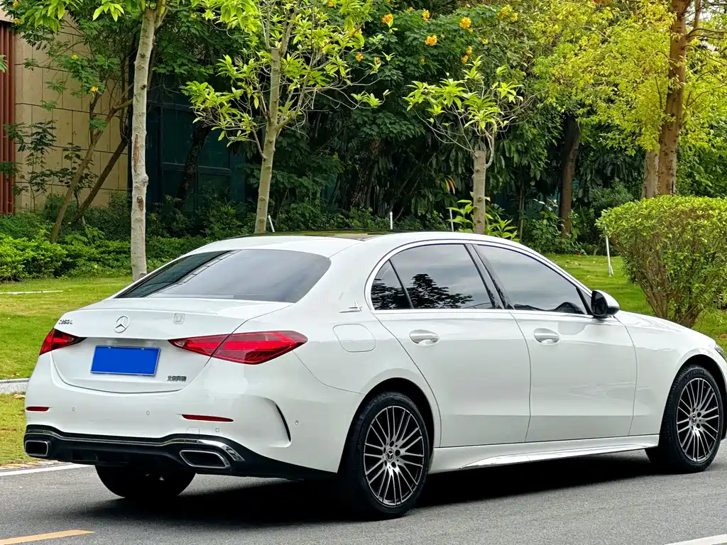 MERCEDES-BENZ C CLASS