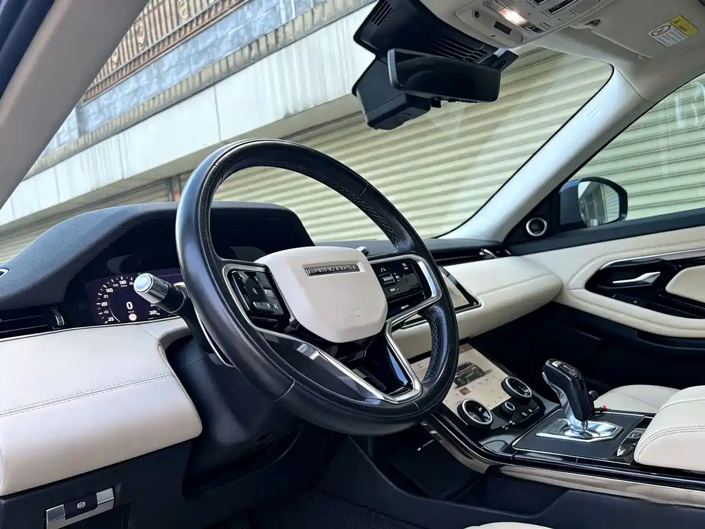 Land Rover Evoque — миниатюра 11