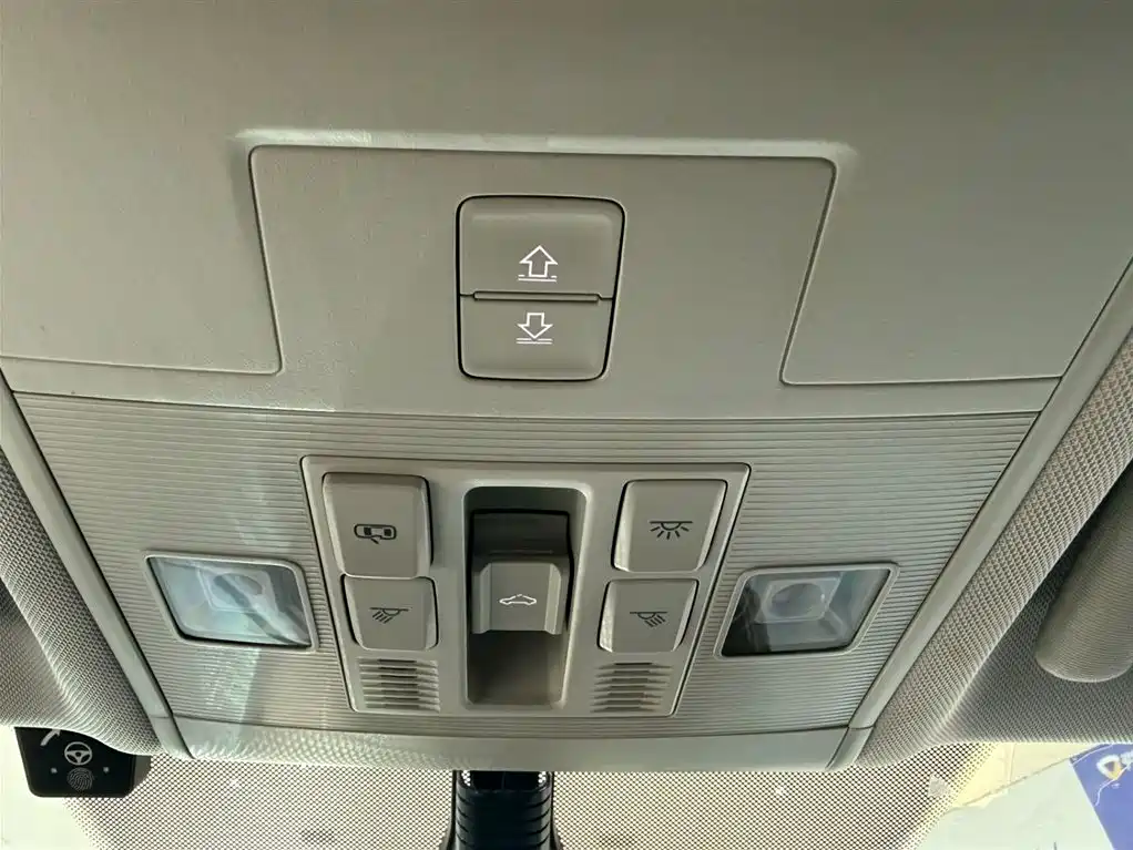 VOLKSWAGEN EXPLORING THE SHADOW