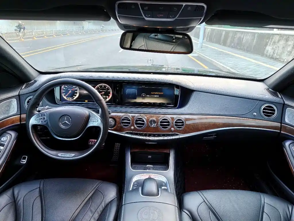 Mercedes-Benz S-Class AMG — миниатюра 12