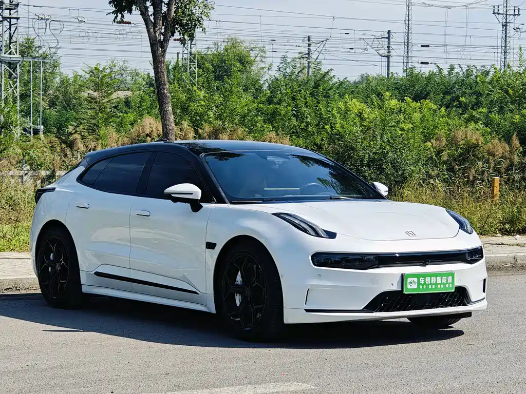 ZEEKR EXTREME KRYPTON 001