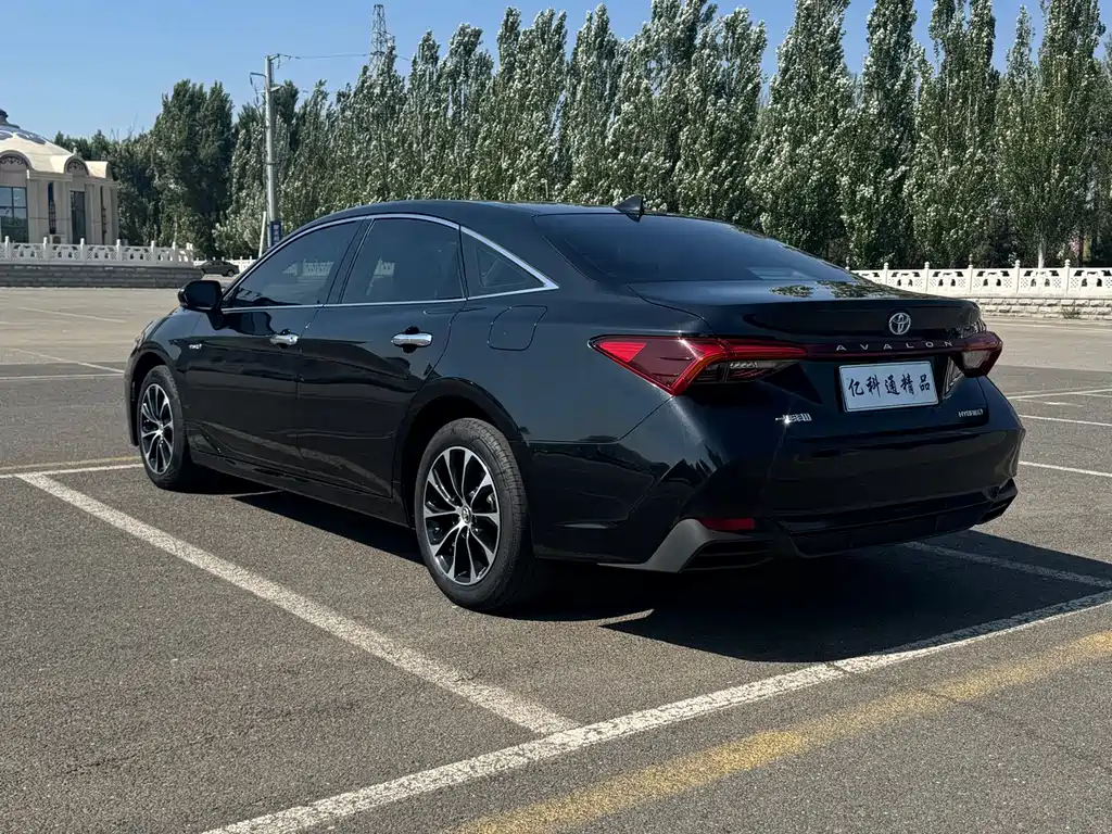 Toyota Avalon 2022 2.5L Luxury