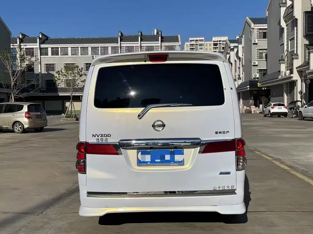Nissan NV200 — миниатюра 14