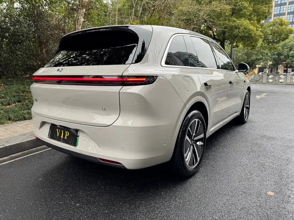 Li Auto IDEAL L6