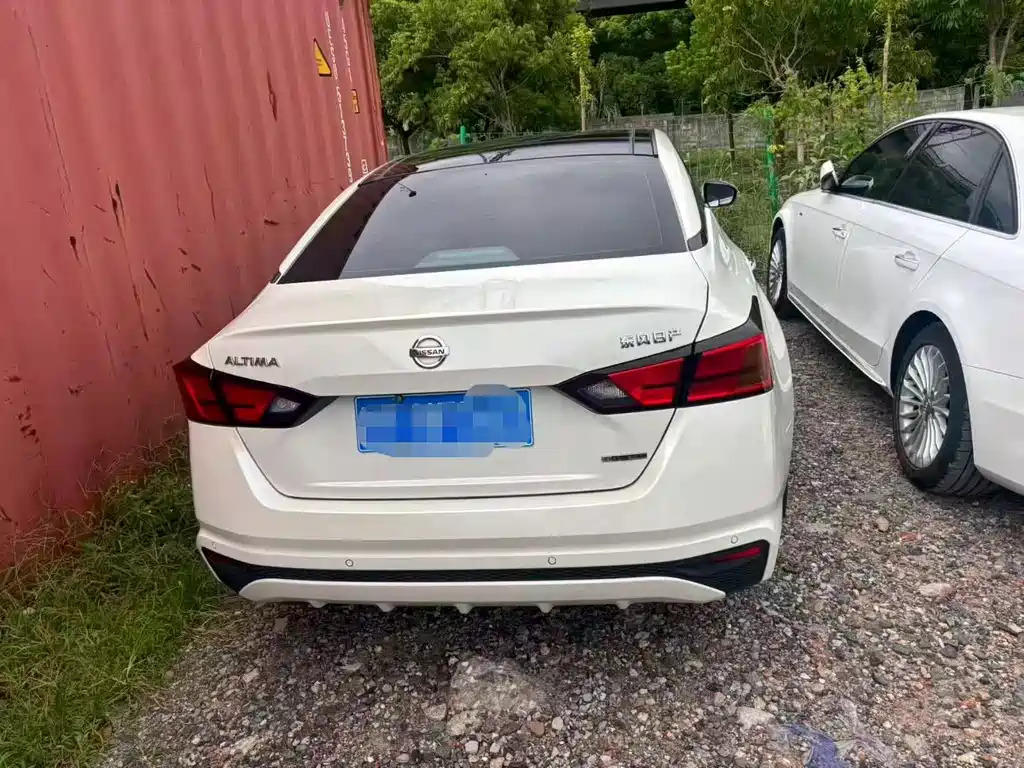 Nissan Teana — миниатюра 4