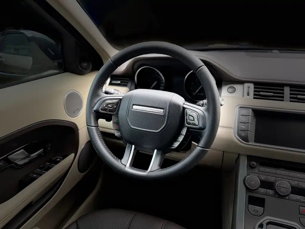 Land Rover Evoque (Import) — миниатюра 7