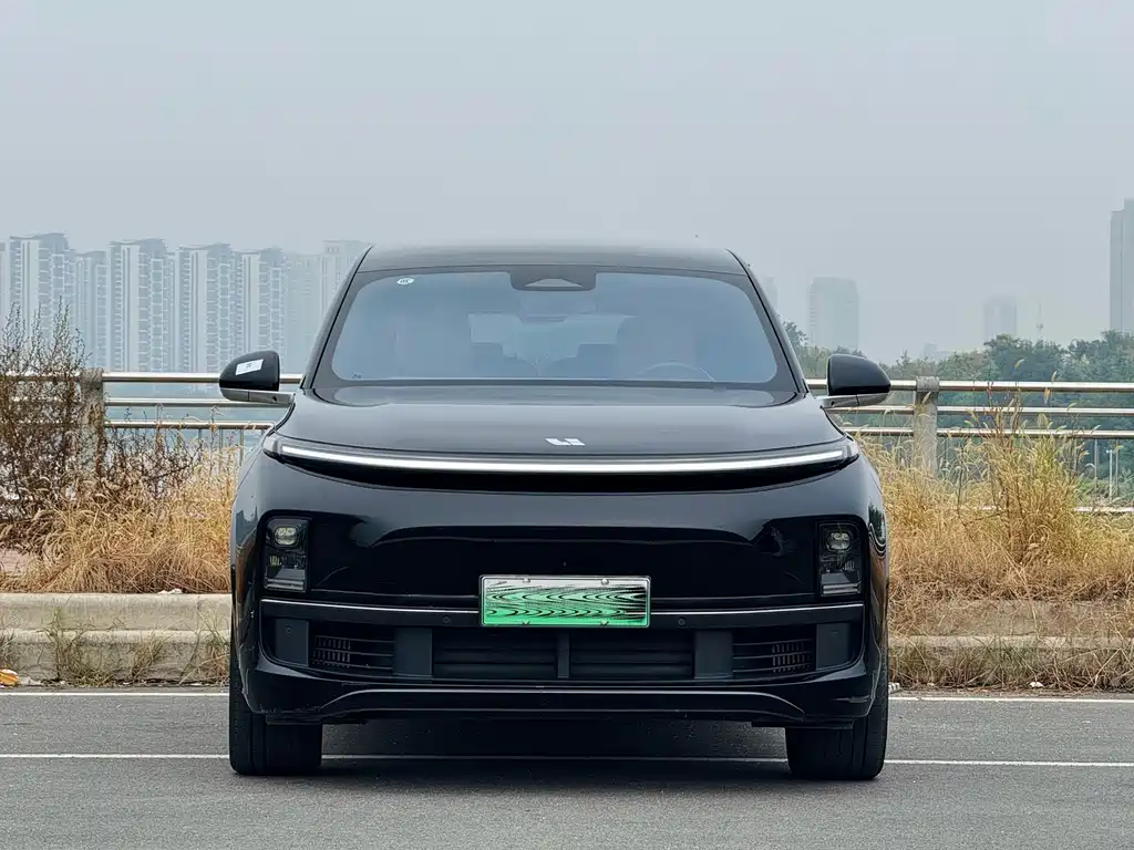 Li Auto Li L8 — миниатюра 2