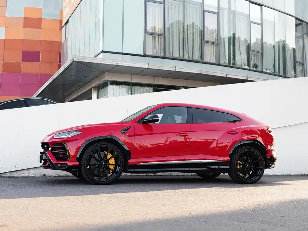 Lamborghini Urus 2021 4.0T V8