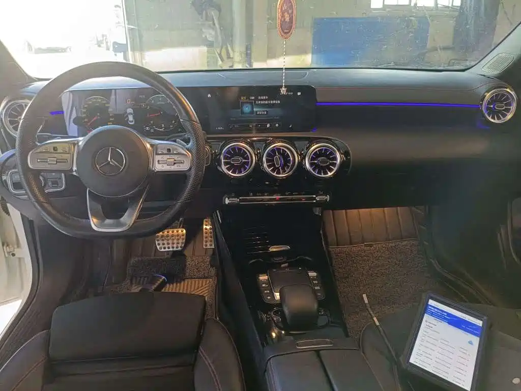 Mercedes-Benz CLA (Import) — миниатюра 8