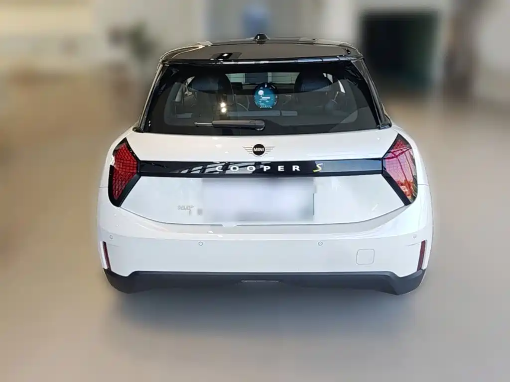 MINI MINI COOPER EV — миниатюра 8