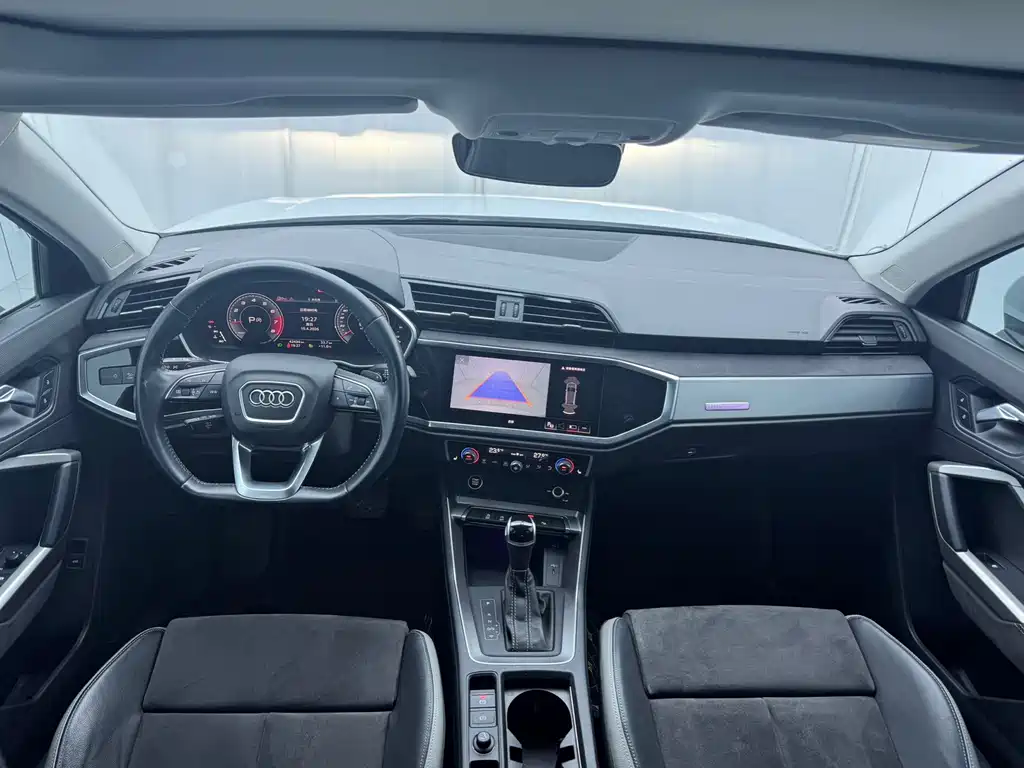 Audi Q3 — миниатюра 13