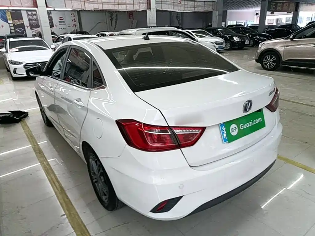 Changan Eado DT — миниатюра 5