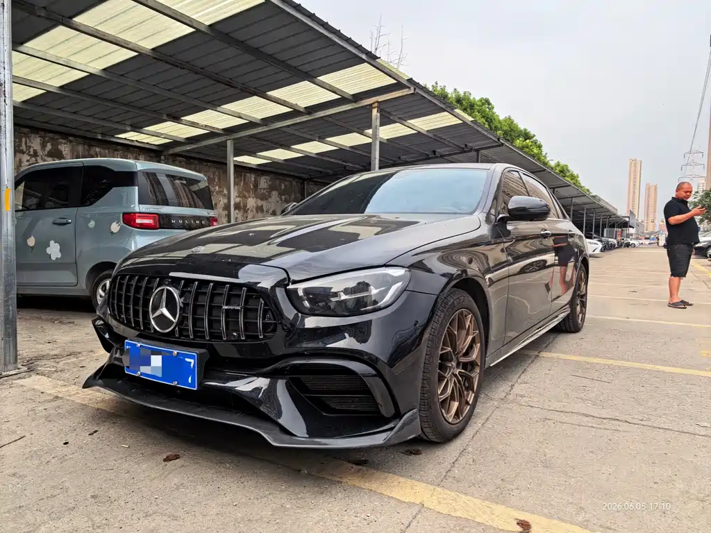 Mercedes-Benz E-Class 2021