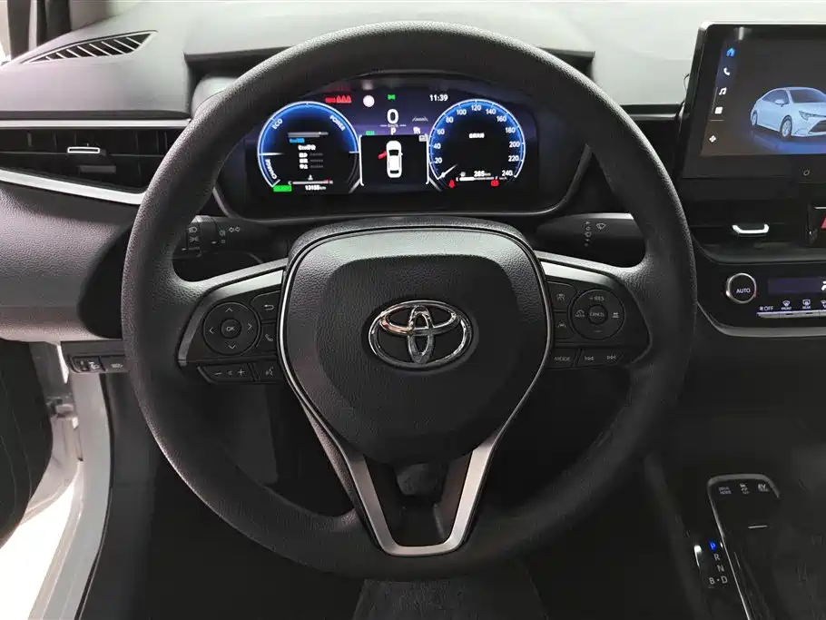 TOYOTA LEI LING