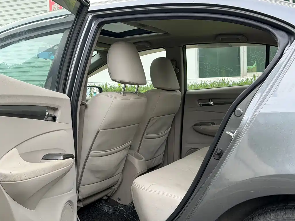 Honda City Classic — миниатюра 6