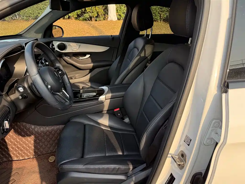 MERCEDES-BENZ GLC COUPE