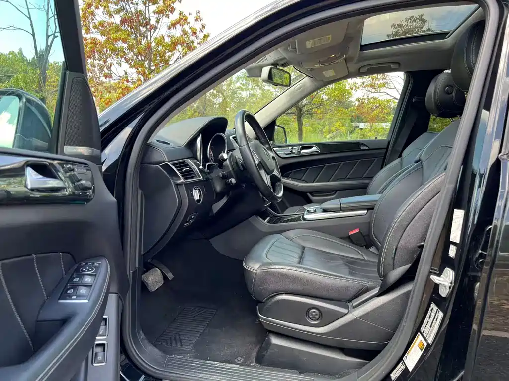 Mercedes-Benz GL-Class — миниатюра 9