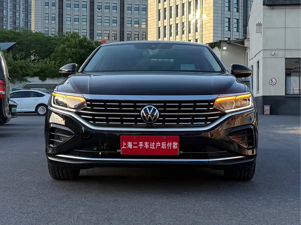 Volkswagen Passat 2022