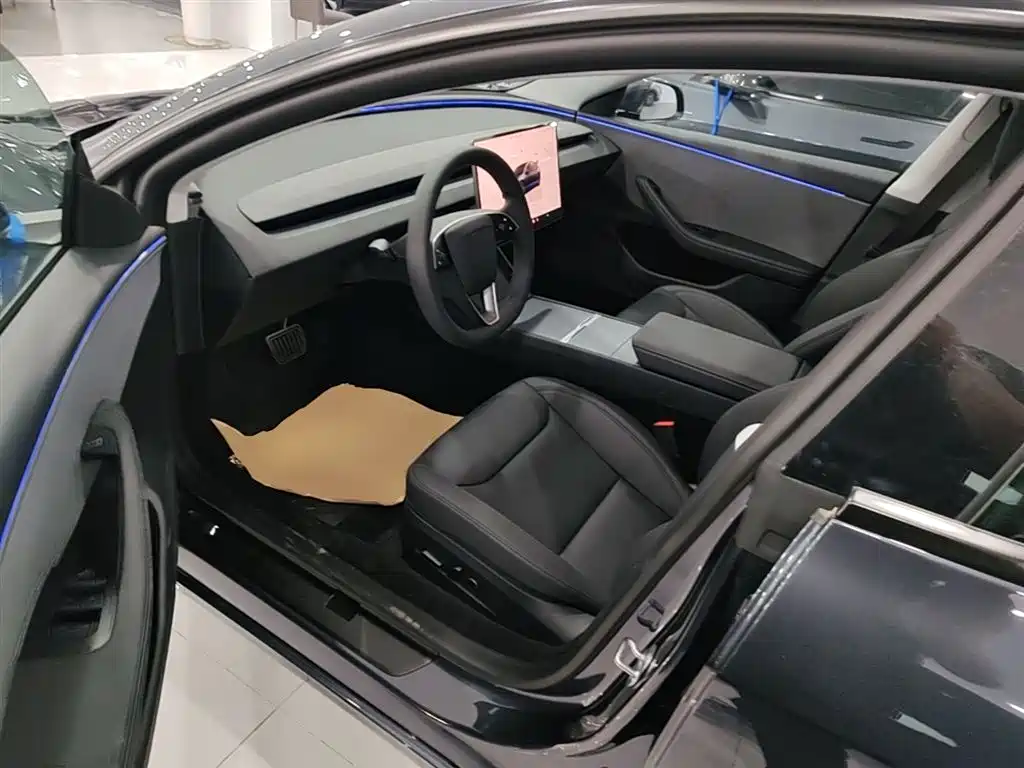 Tesla Model 3 — фотографии объявления, Фото 15