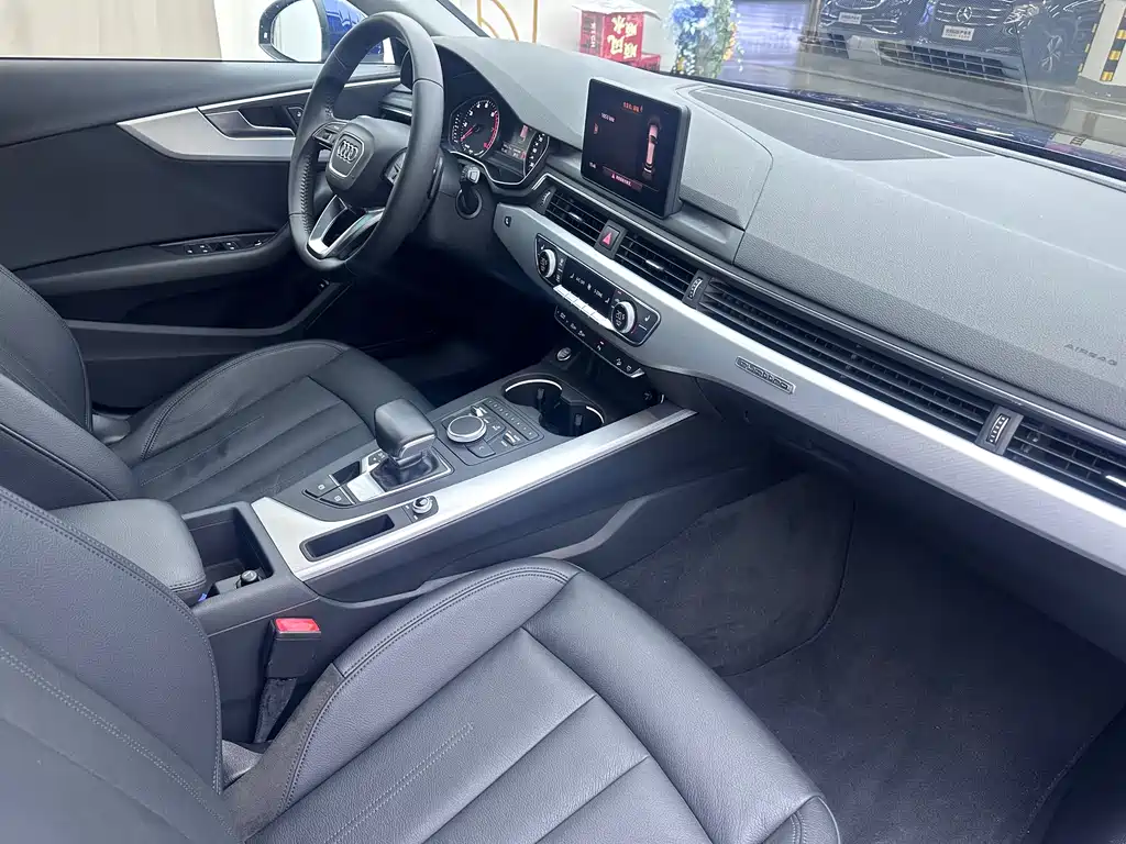 Audi A4 (Import) — миниатюра 10