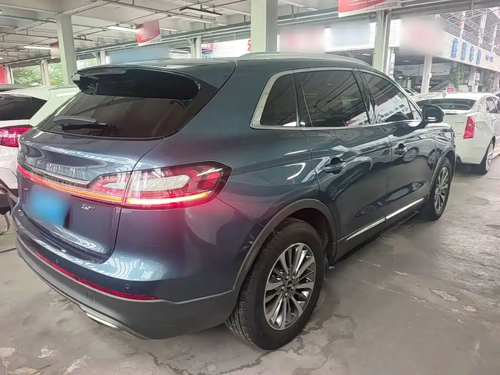 Lincoln Nautilus (Import) — миниатюра 7