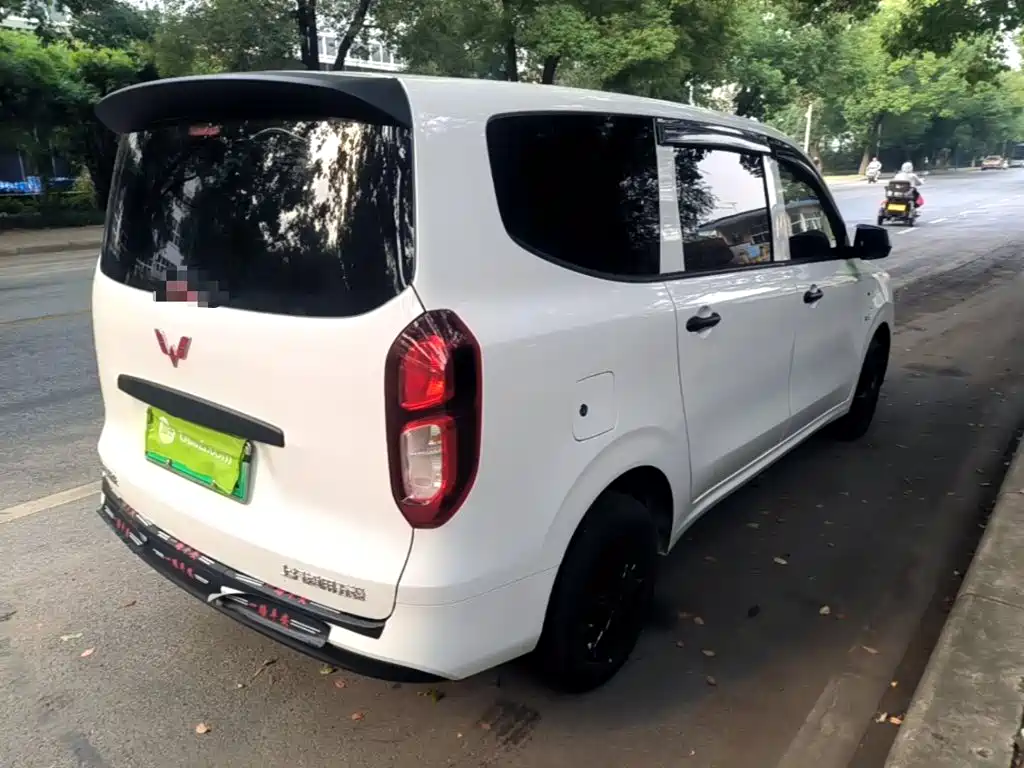 Wuling Hongguang EV — миниатюра 7