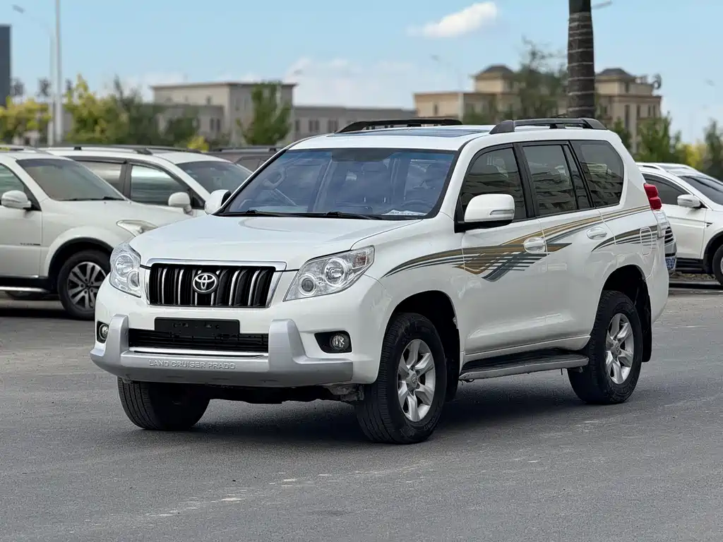 Toyota Land Cruiser Prado 2010 4.0L AT TX