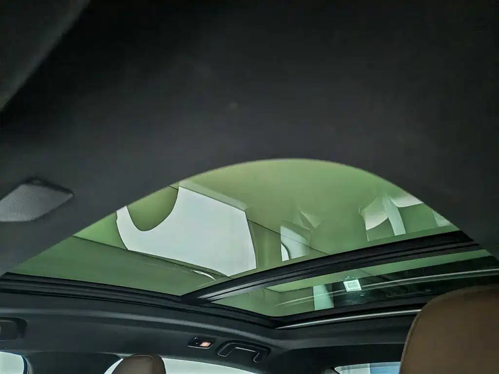 VOLVO S90 PLUG IN HYBRID