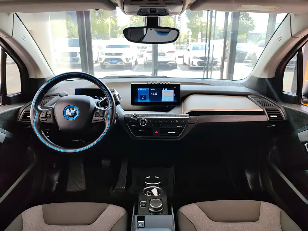BMW i3 (Import) — миниатюра 10