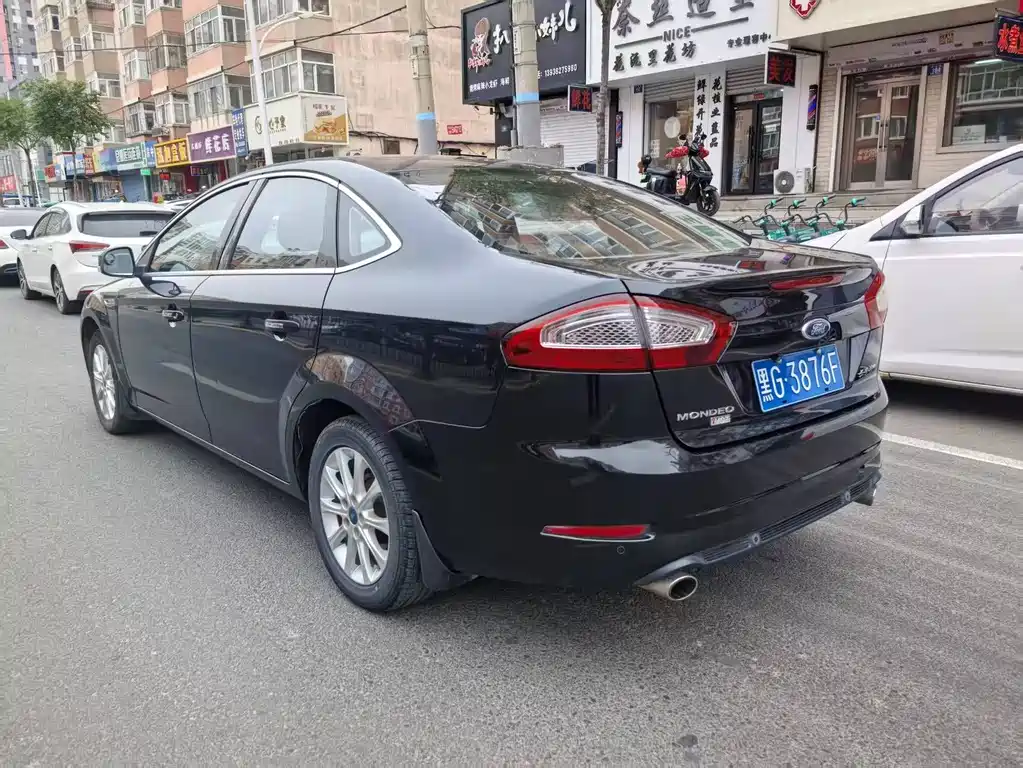 Ford Mondeo - 2011 2.3L Luxury
