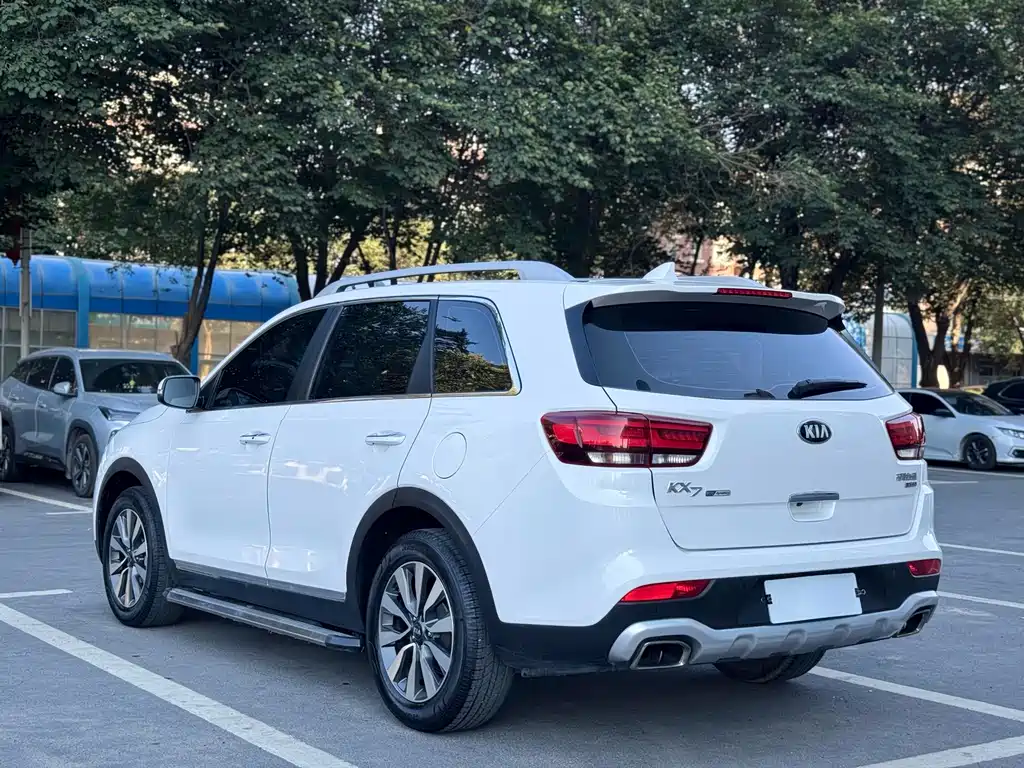 Kia KX7 — миниатюра 12