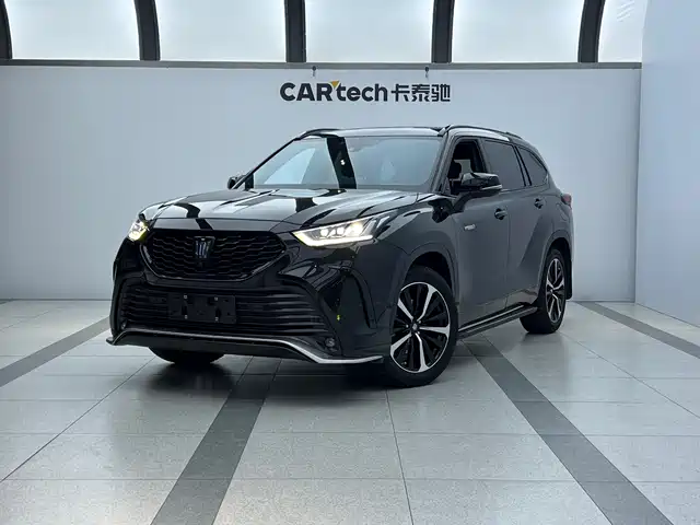 TOYOTA CROWN LUFANG 2022