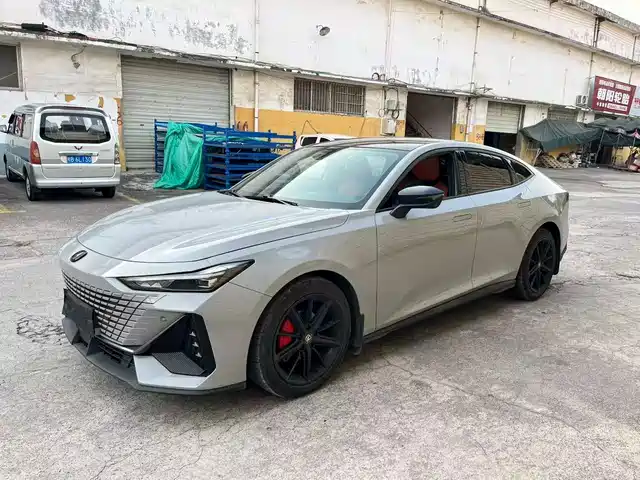 Changan UNI-V