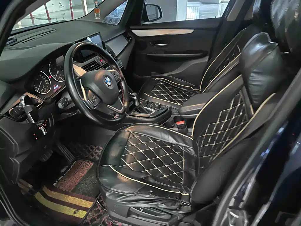 BMW 2 Series Active Tourer — миниатюра 8