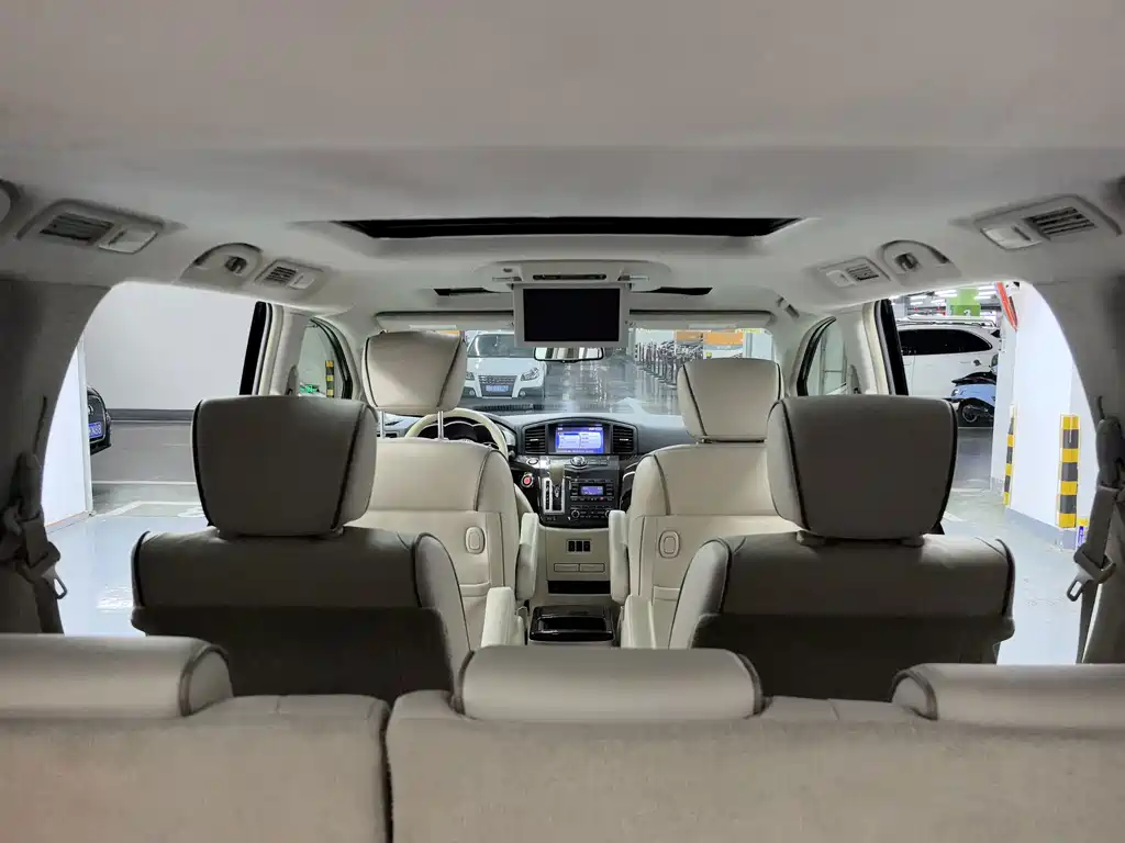 Nissan Quest — миниатюра 14