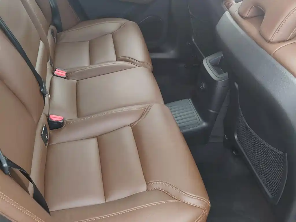 VOLVO XC60 PLUG IN HYBRID