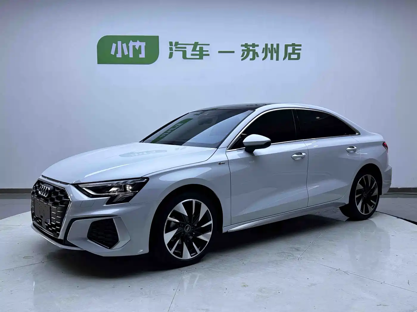 奥迪A3 2023款 改款 A3L Limousine 35 TFSI 时尚运动型 2023