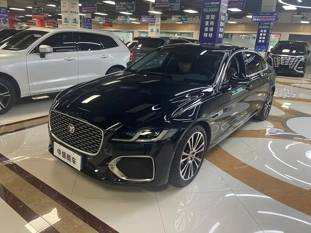 Jaguar XFL