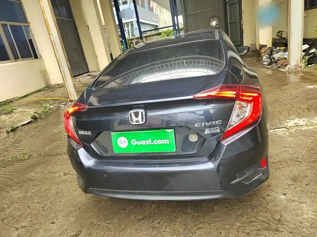 Honda Civic — миниатюра 6