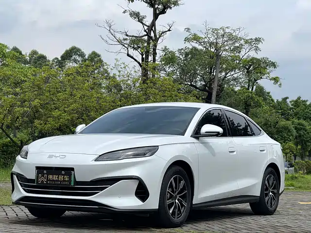 2025 BYD Seal