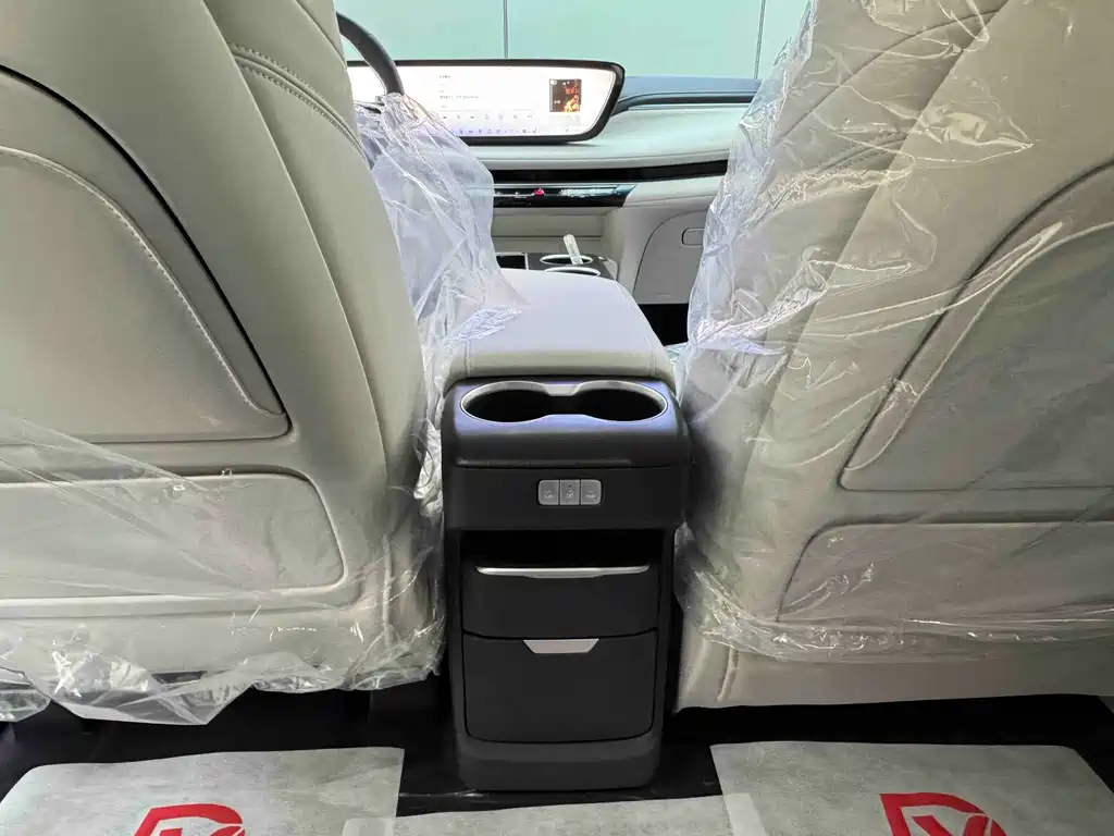 BUICK GL8 NEW ENERGY