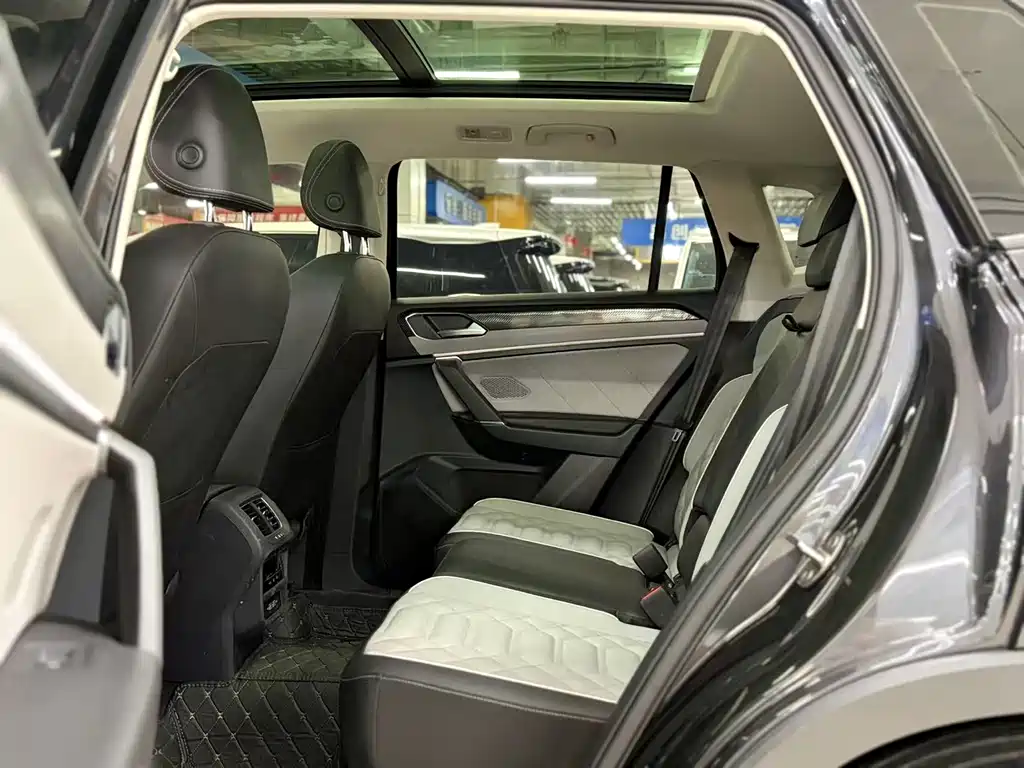 Volkswagen Tayron 2023 280TSI Luxury Plus