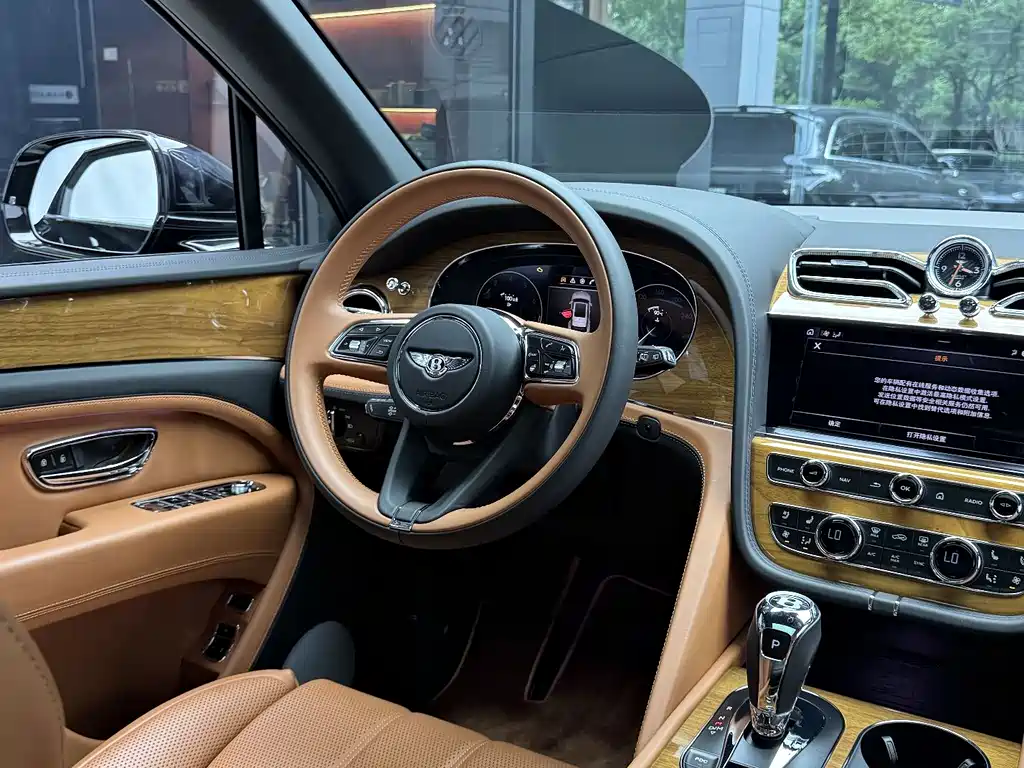 Bentley Bentayga — фотографии объявления, Фото 26