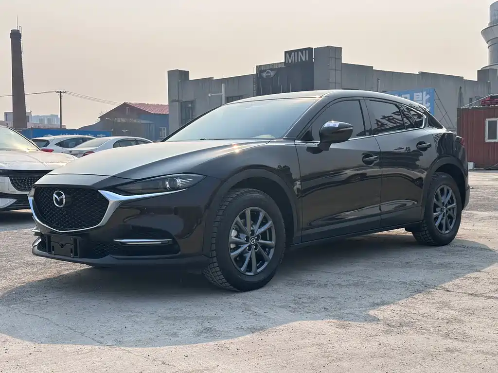 Mazda CX-4 2023