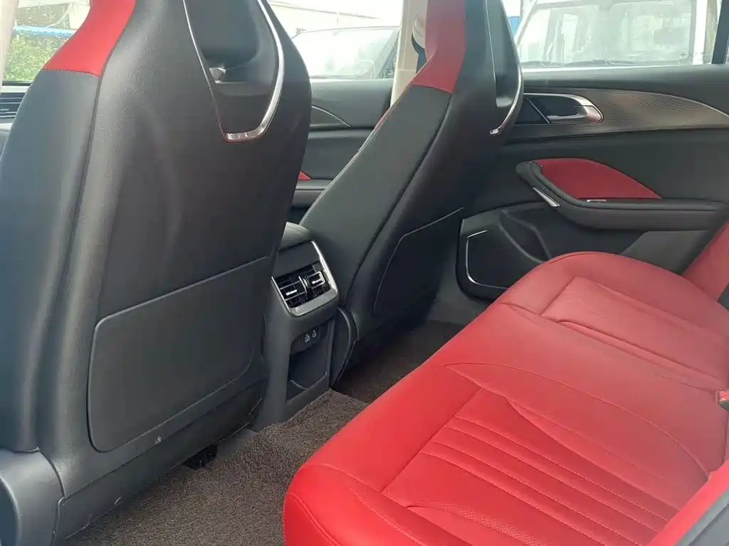 Hongqi H6 2025 2.0T