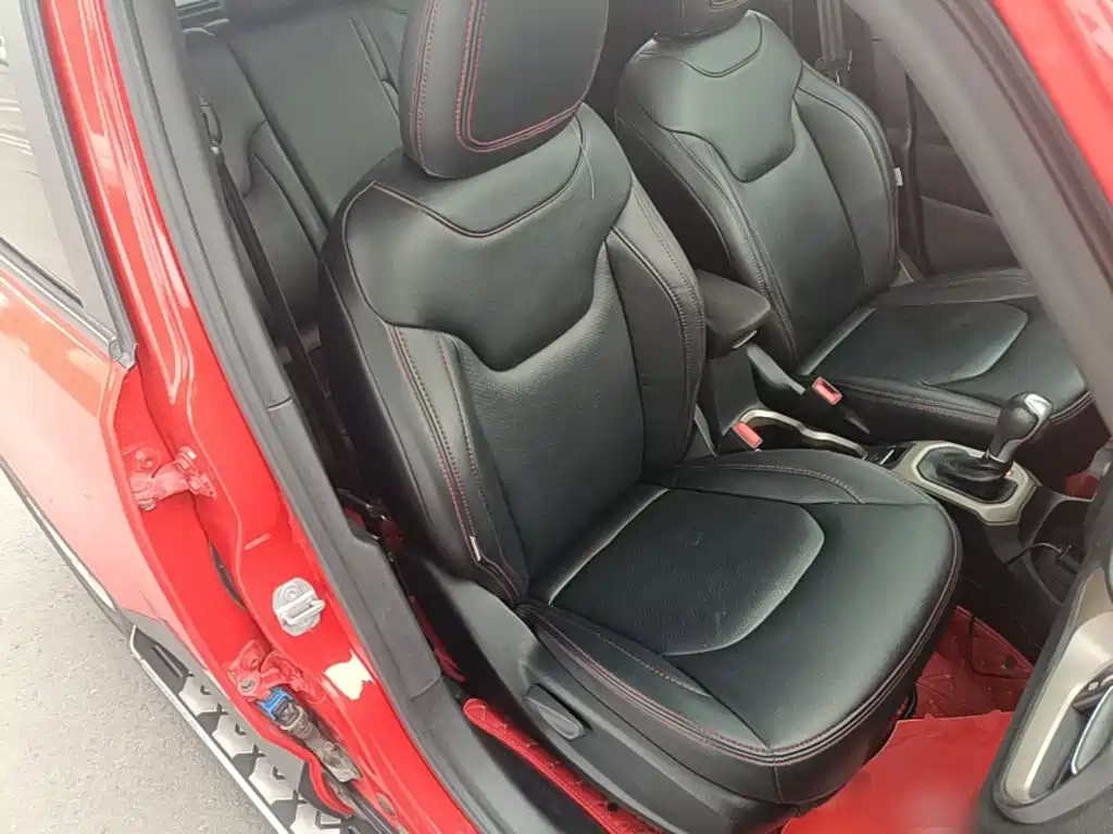Jeep Renegade — миниатюра 25