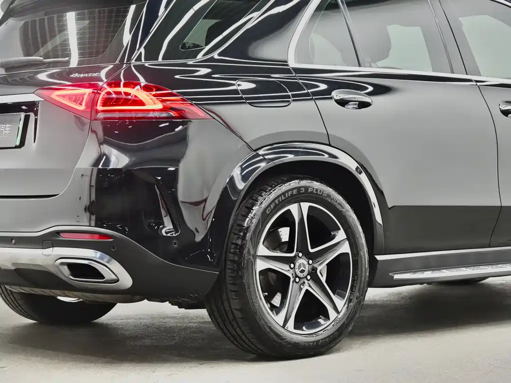 Mercedes-Benz GLE New Energy — миниатюра 30