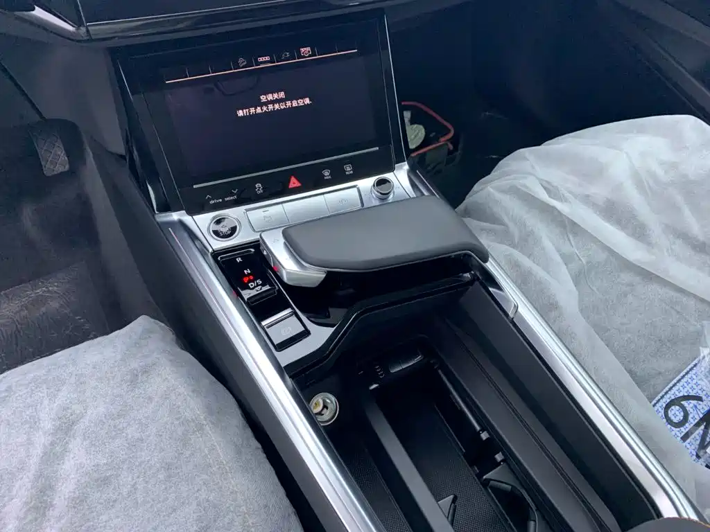Audi e-tron — миниатюра 22